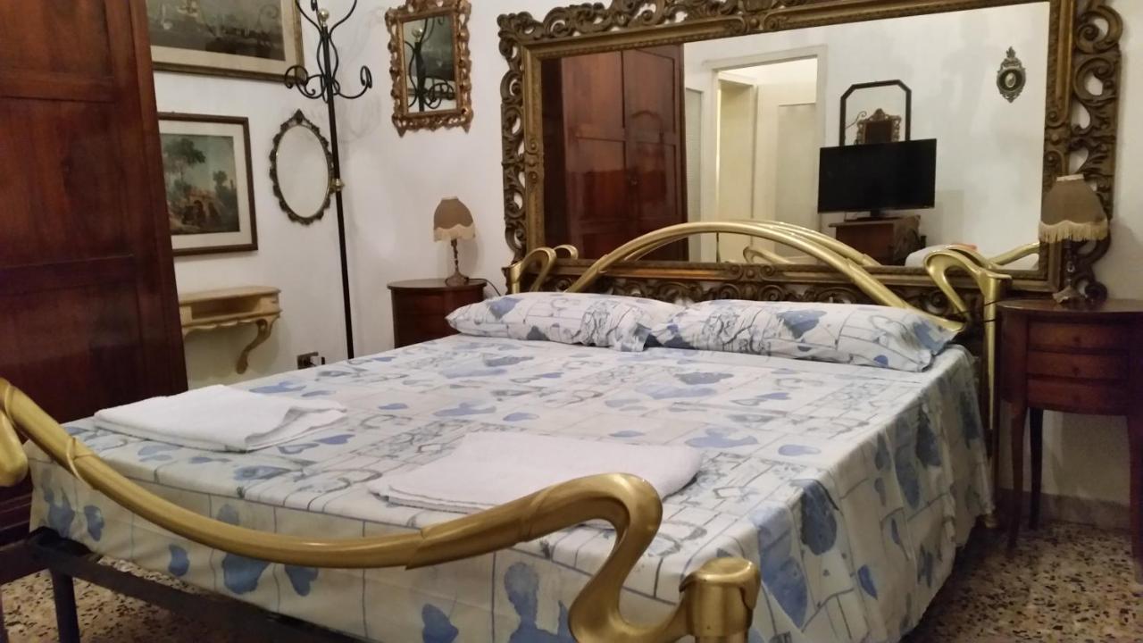 Bed and Breakfast Casa Gramsci Модена Экстерьер фото