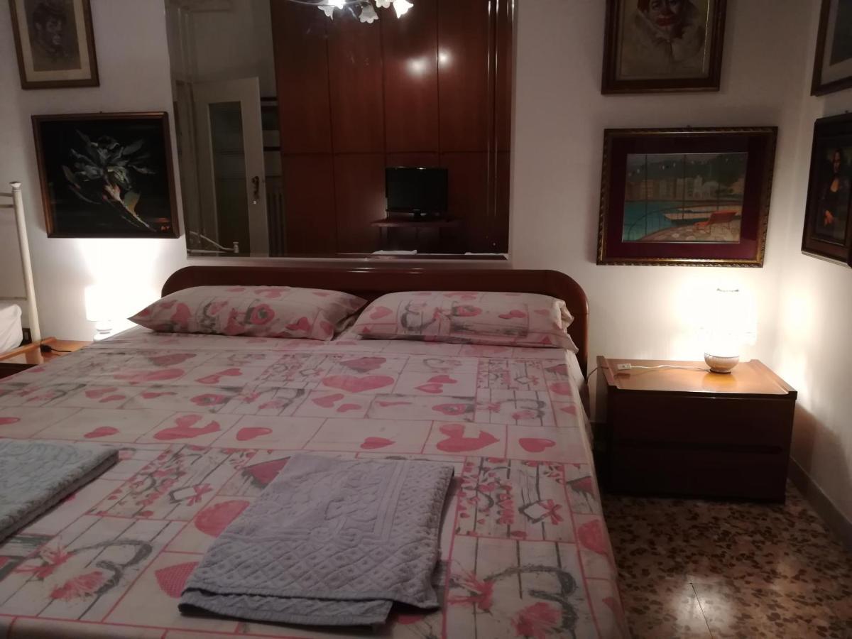 Bed and Breakfast Casa Gramsci Модена Экстерьер фото