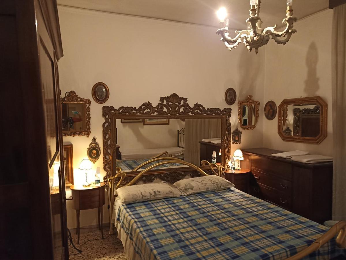 Bed and Breakfast Casa Gramsci Модена Экстерьер фото